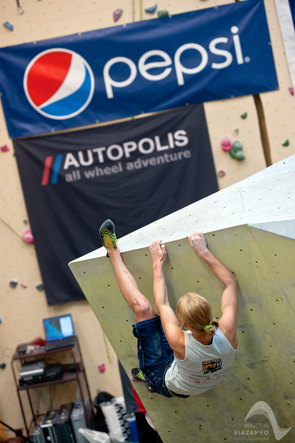 vertigo, open, lezecke, centrum, boulder, bouldering, umela, stena, boulder, pretek